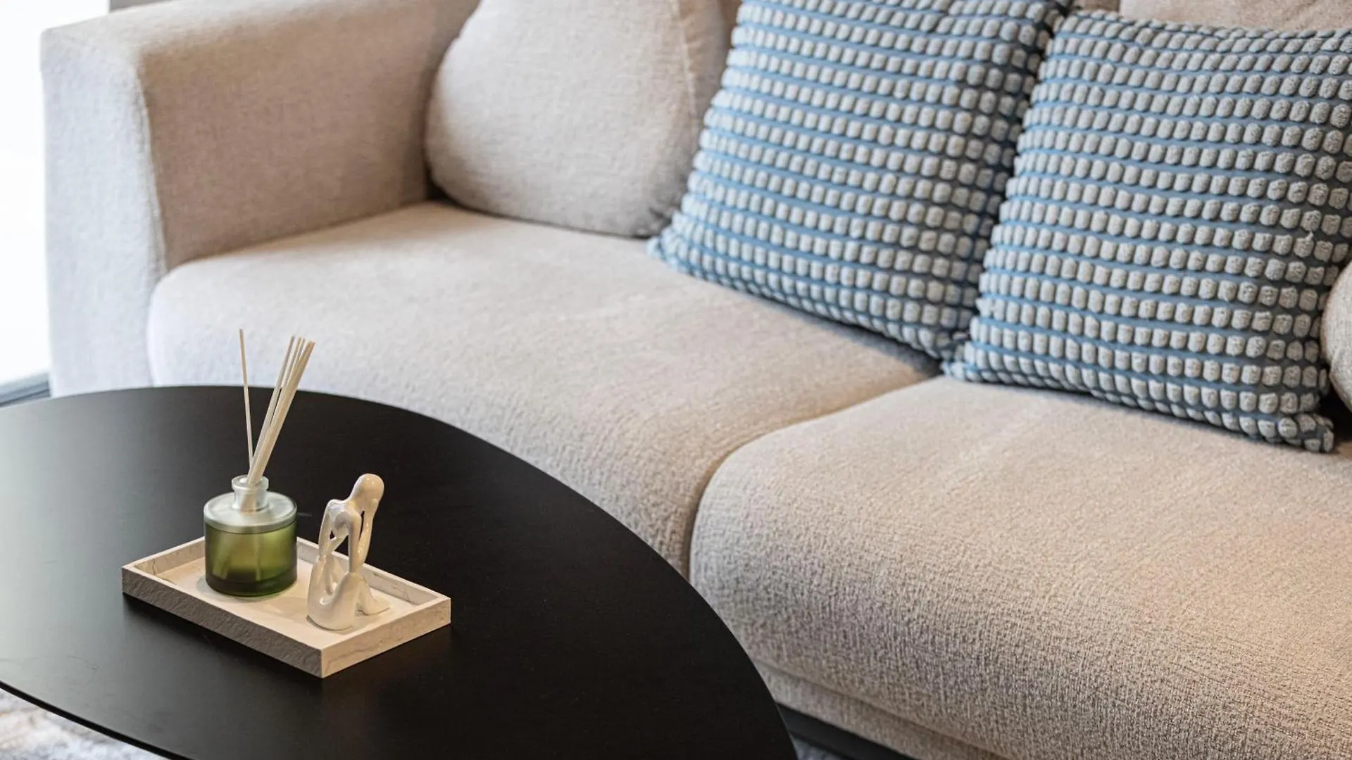 Stunning 1Br With City View - Zada Tower, Business Bay Dubai